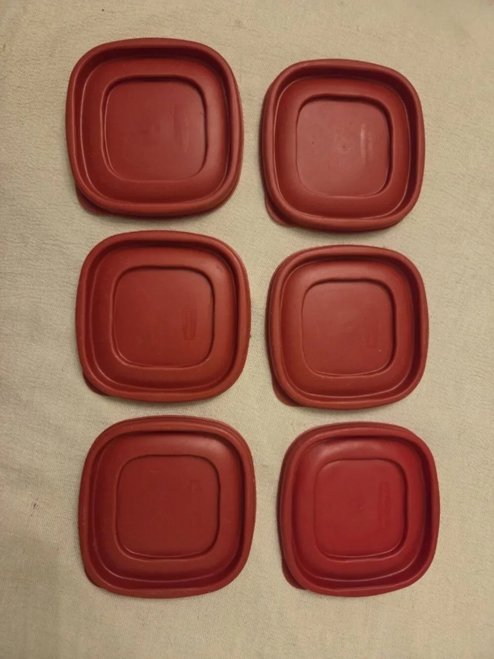 6 Rubbermaid 7J58 Red Easy Find Storage Container REPLACEMENT LIDS ONLY